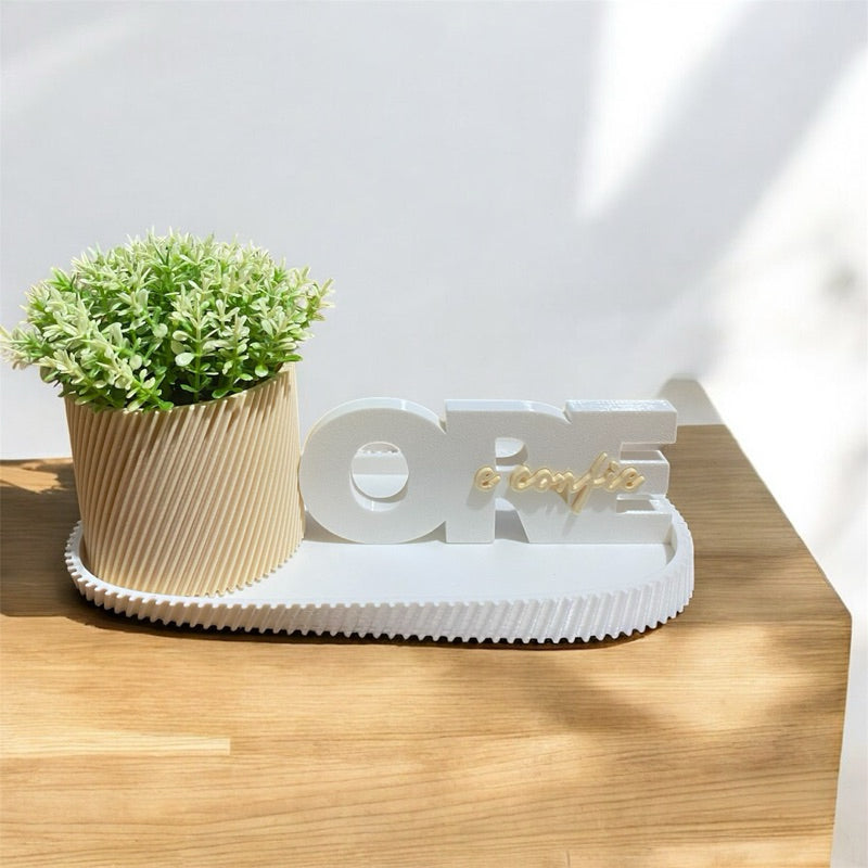 Kit Decorativo “Ore e Confie” – Fé, Estilo e Modernidade